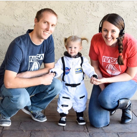 Red Shirt NASA Space Ship • Made to order! 🧵 - Picture 2 of 4